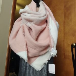 Blanket scarf